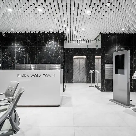 Bliska Wola Tower, Sun&snow *