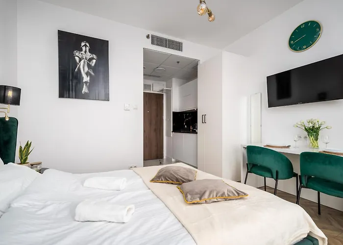 Lejlighed Bliska Wola Tower, Sun & Snow Warszawa