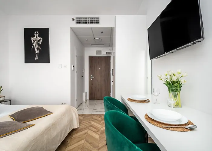 Bliska Wola Tower, Sun & Snow Lejlighed Warszawa