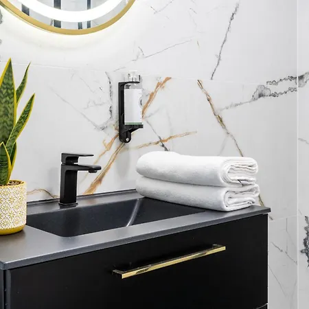 Bliska Wola Tower, Sun & Snow Appartamento Varsavia